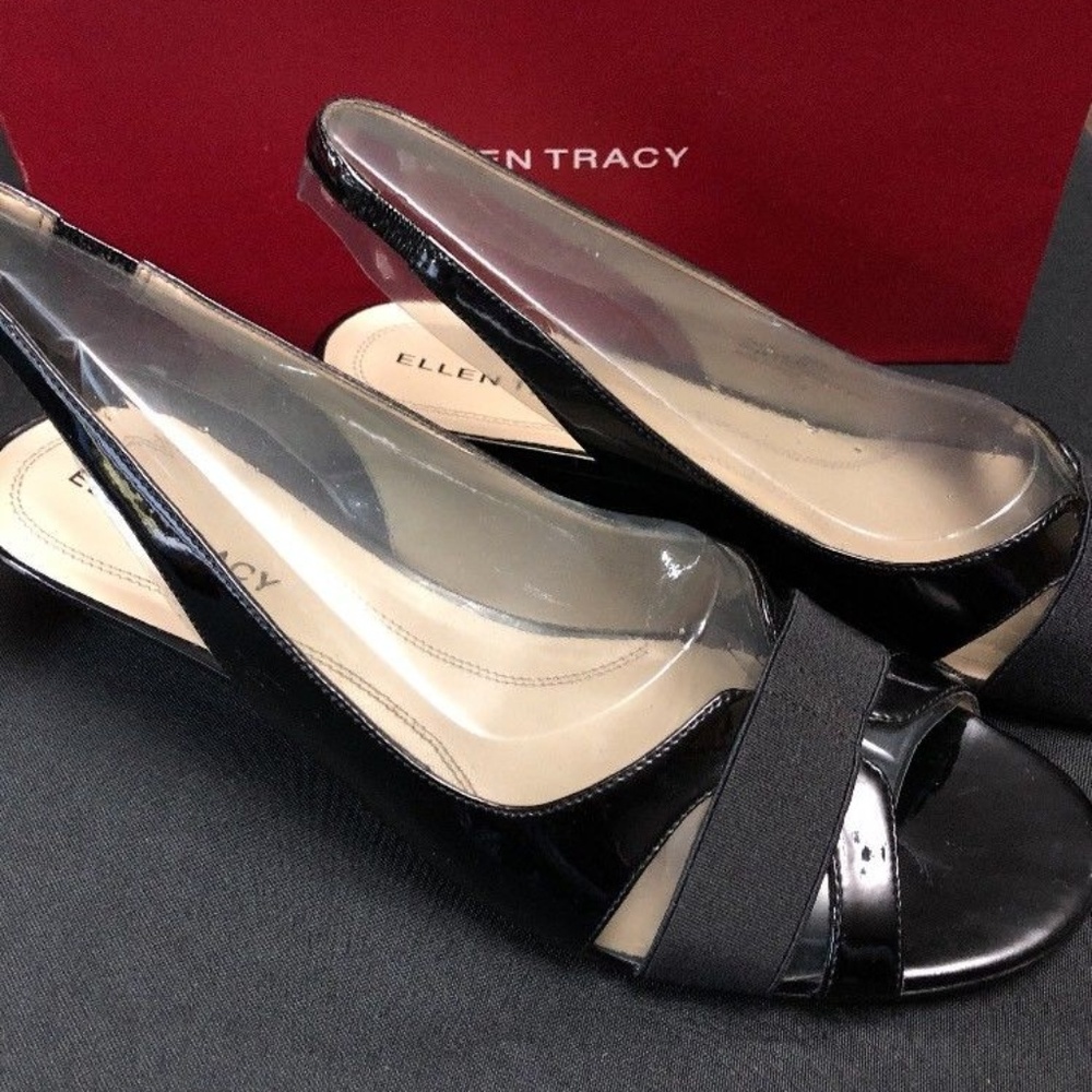 Ellen Tracy Slingback Peep-Toe Wedge Sandals 11M